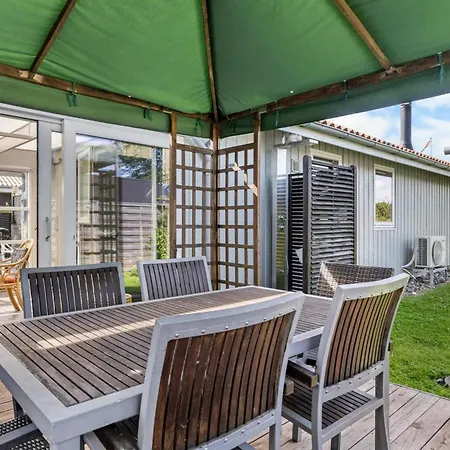 Edeltraud - 100m From The Sea By Interhome