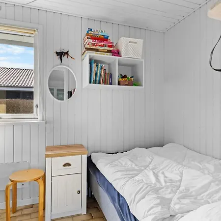 Edeltraud - 100m From The Sea By Interhome *